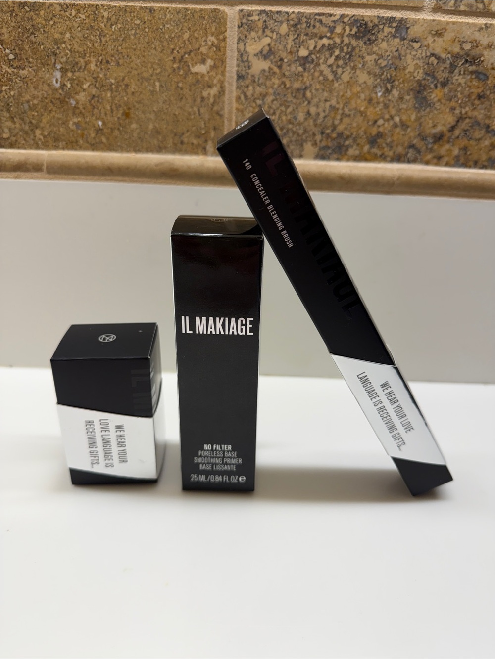 IL MAKIAGE No Filter Poreless Base Smoothing Primer/Kabuki and Concealer Brushes